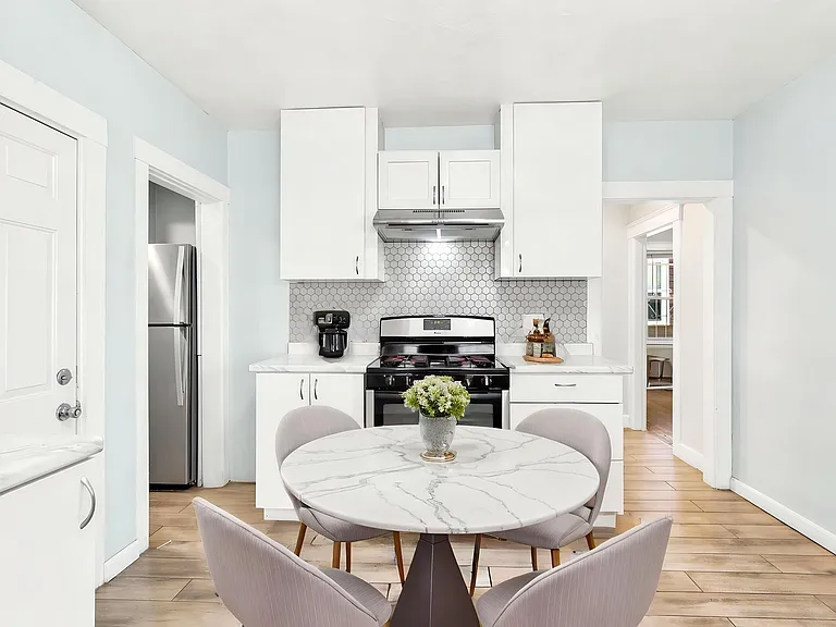 72 Olney St #1 — Photo 7