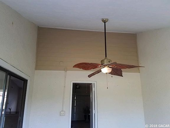 4th image of 11411 Malibu Way N