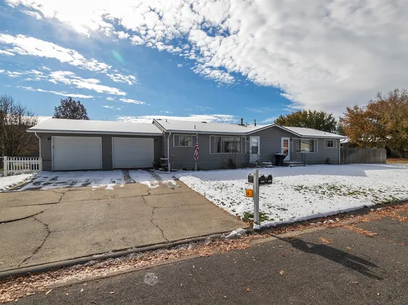 2762 Phyllis Cir N, Billings, MT 59102