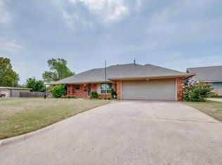 7700 NW 26th St, Bethany, OK 73008