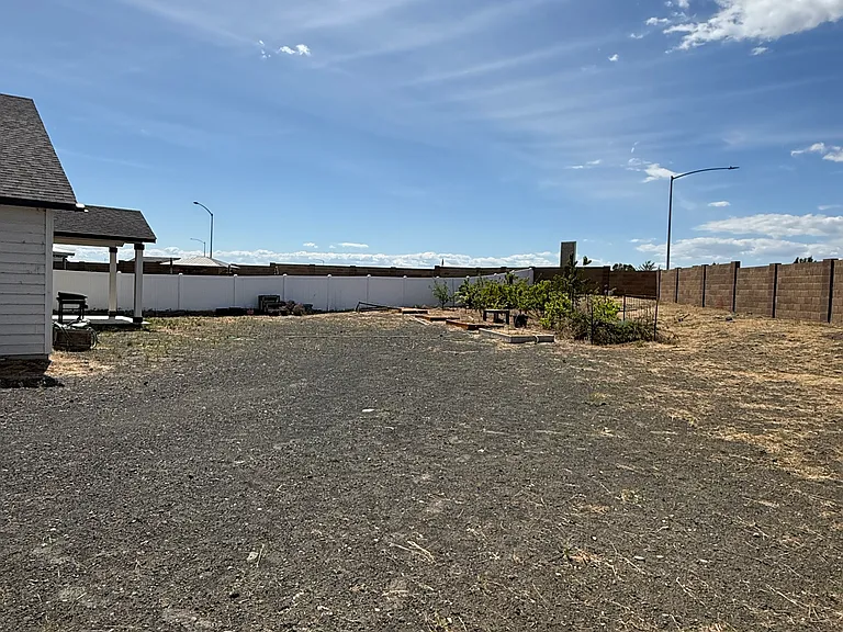 815 N Hooper Dr — Photo 7