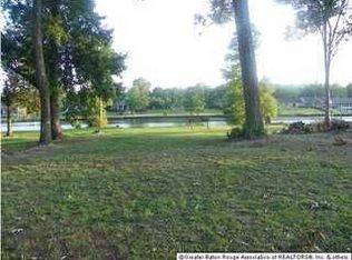 13215 Diversion Canal Rd, Saint Amant, LA 70774