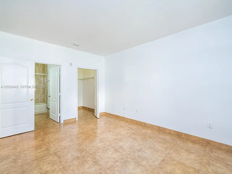 1663 SE 27th Dr #108 — Photo 13