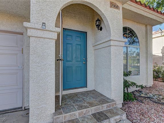 3rd image of 7968 Lisa Dawn Ave