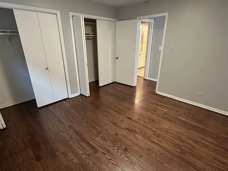 8644 Skokie Blvd #201 — Photo 10