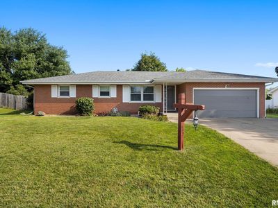 909 E Kay St, Morton, IL, 61550