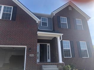 2213 Strasburg Park, Lexington, KY 40514