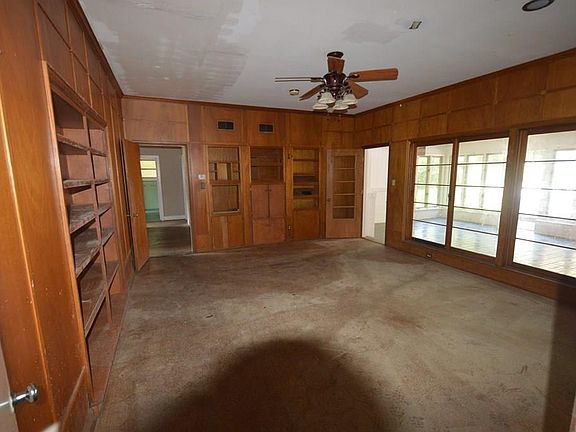 4th image of 807 S Washington Ave