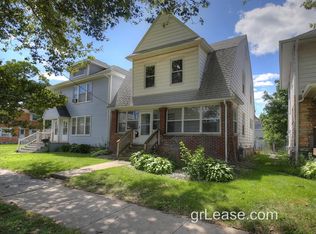 107 Valley Ave NW, Grand Rapids, MI 49504