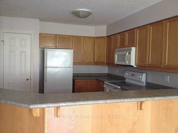 3rd image of 505 Blue Jay Dr #25