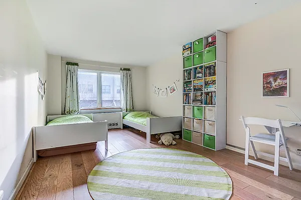 Sold by Real Direct | media 6