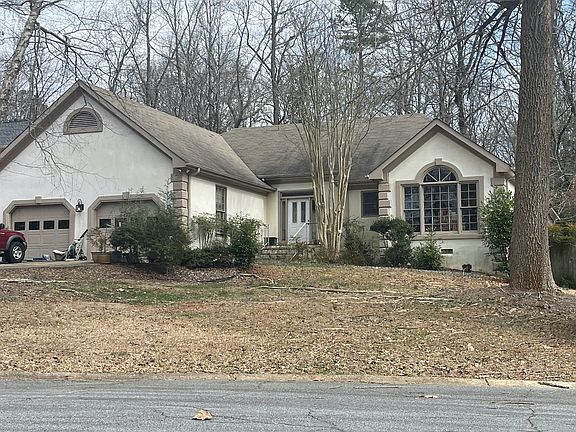 2nd image of 645 Laurel Wood Dr