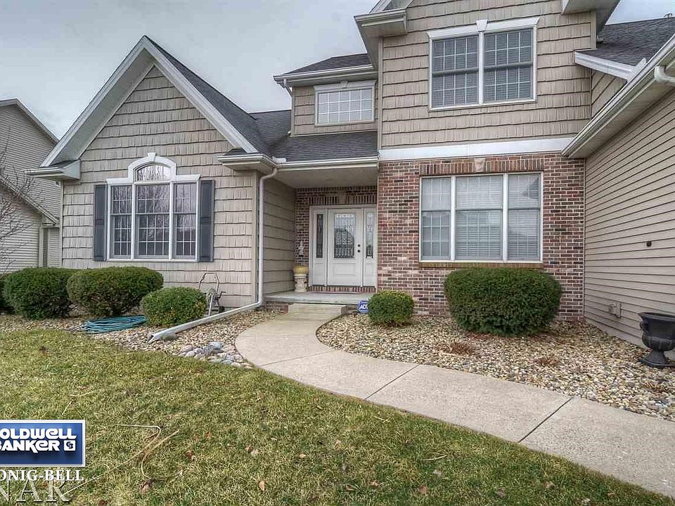 3913 Baywood Rd, Bloomington, IL 61705 Zillow