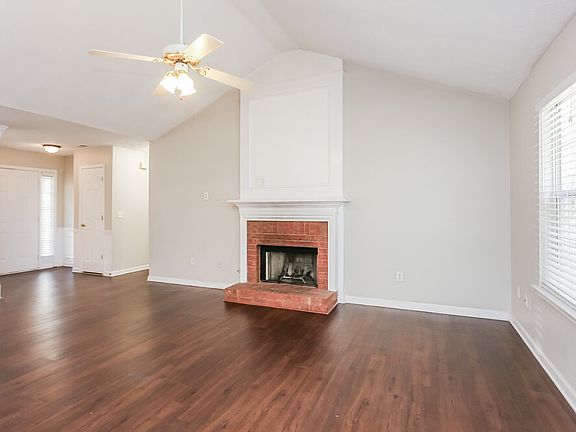 4th image of 3065 Trotters Field Dr SW