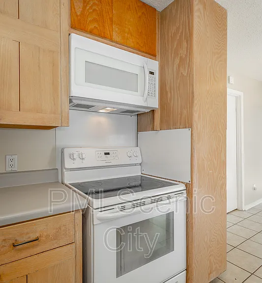 1602 Rustic Homes Ln — Photo 15