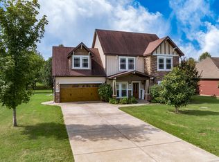 584 Laurel Ln, Murfreesboro, TN 37127