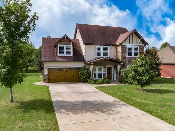 584 Laurel Ln, Murfreesboro, TN 37127