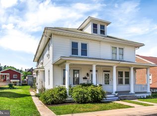 253 W Beaver St, Hallam, PA 17406