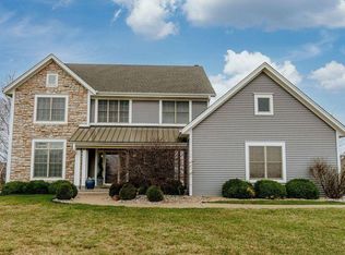 S73W15444 Cherrywood Ct, Muskego, WI 53150