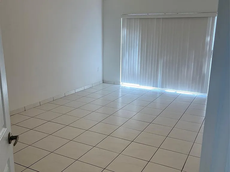 13412 NW 5th Pl — Photo 7