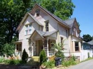 416 Park Pl, Kalamazoo, MI 49001