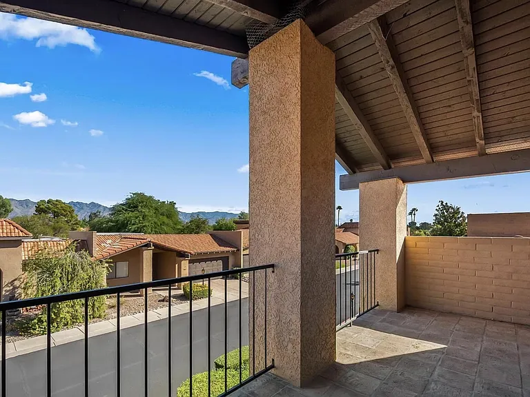5010 E South Regency Cir — Photo 17