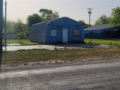 617 N Main St, Seadrift, TX, 77983