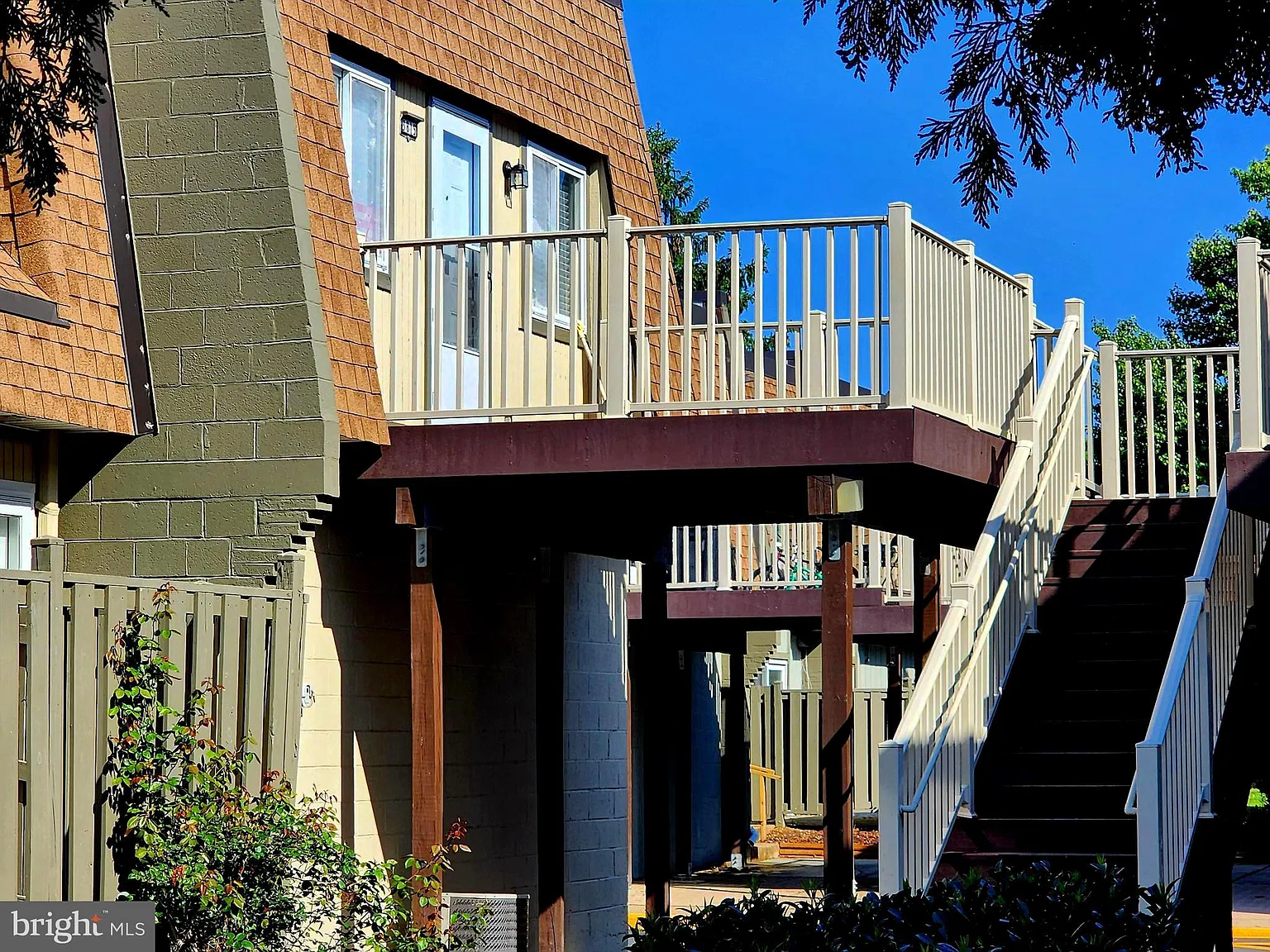 Sequoyah Condo — Photo 1