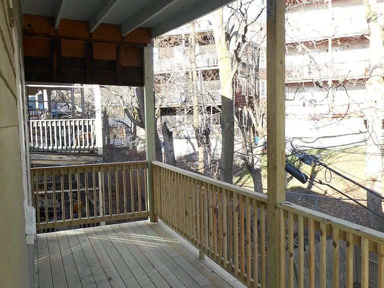 15 Rowell St #3 — Photo 11