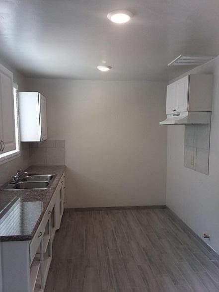 1st image of 641 Hardin Dr APT 1