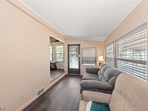 5th image of 8571 Firwood Dr