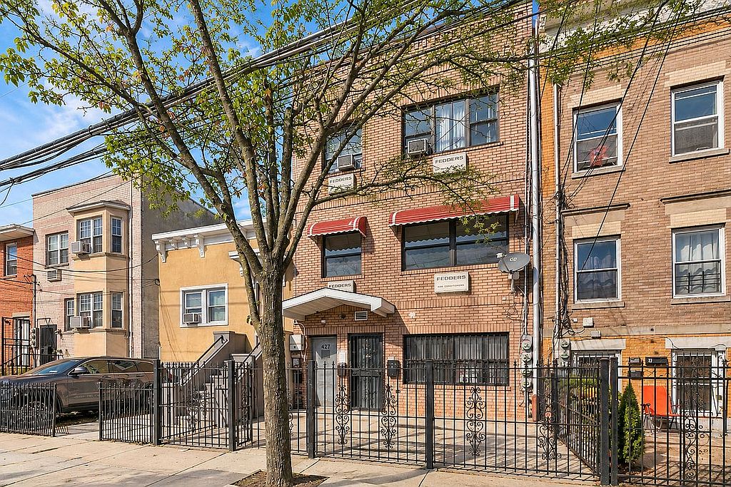 8-bedroom apartment for sale in East New York