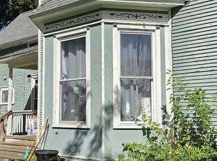 221 Hanover St, Belding, MI 48809
