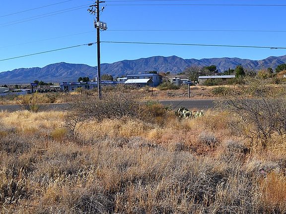 4th image of 3991-4001 E Mission Ln #Vv-2