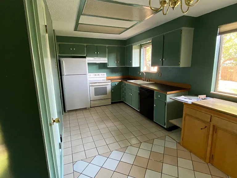 31 Gardner Dr — Photo 10