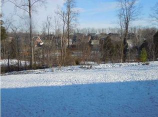 10912 Worthington Ln, Prospect, KY 40059