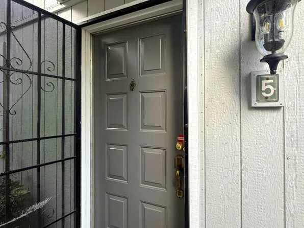 700 Del Verde Cir Unit 5, Sacramento, CA 95833