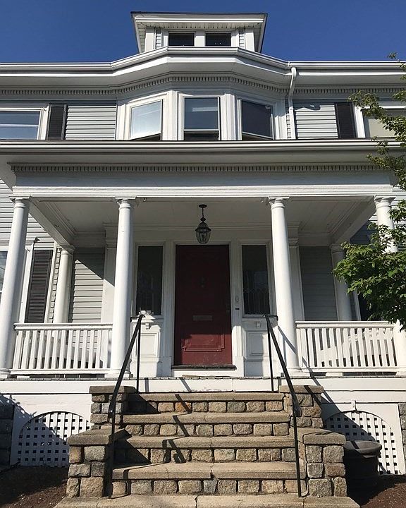 1st image of 147 Court St #3