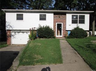 3506 Oak Ct, Godfrey, IL
