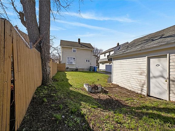 4th image of 34 Carlisle St