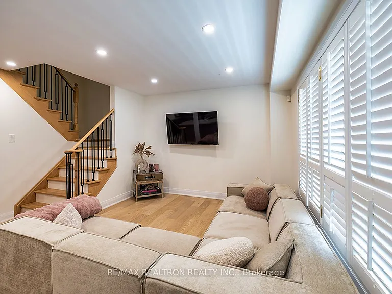 14 Styles Cres #UPPER — Photo 15