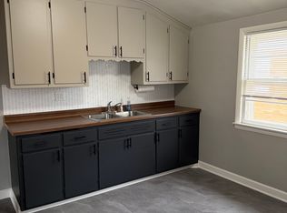 2640 S 69th St #2, Milwaukee, WI 53219