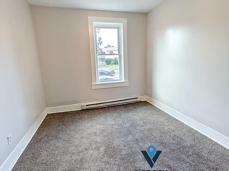 226 Lyman St #1-L — Photo 14