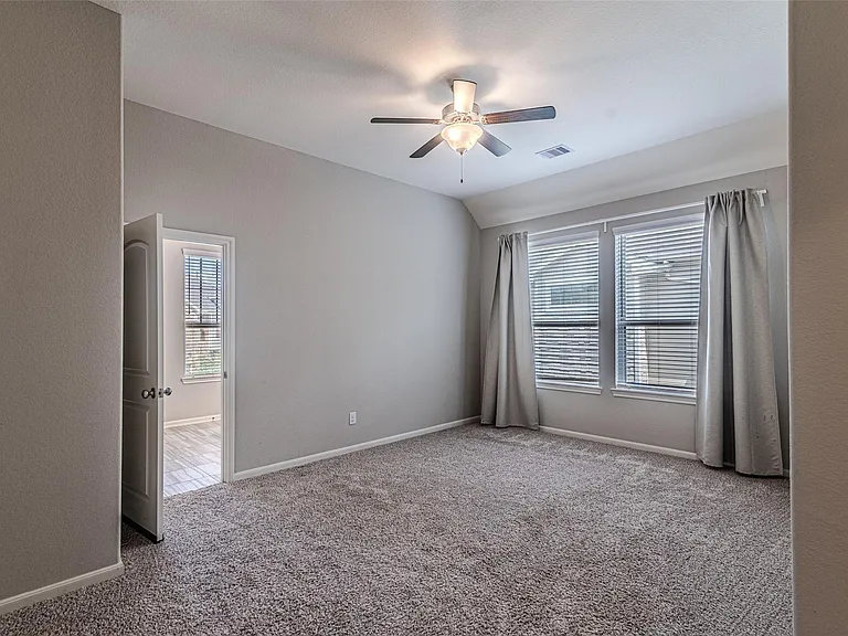 5543 Purple Meadow Ln — Photo 34