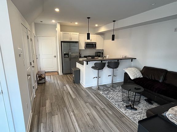 4th image of 2539 Grays Ferry Ave #2