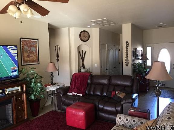 4th image of 890 Florence Ave Unit 211