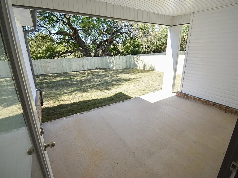 467 N Tacoma St — Photo 26