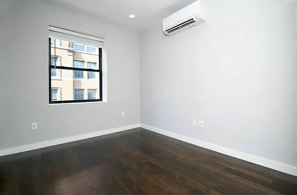 Rented by REAL New York | media 4