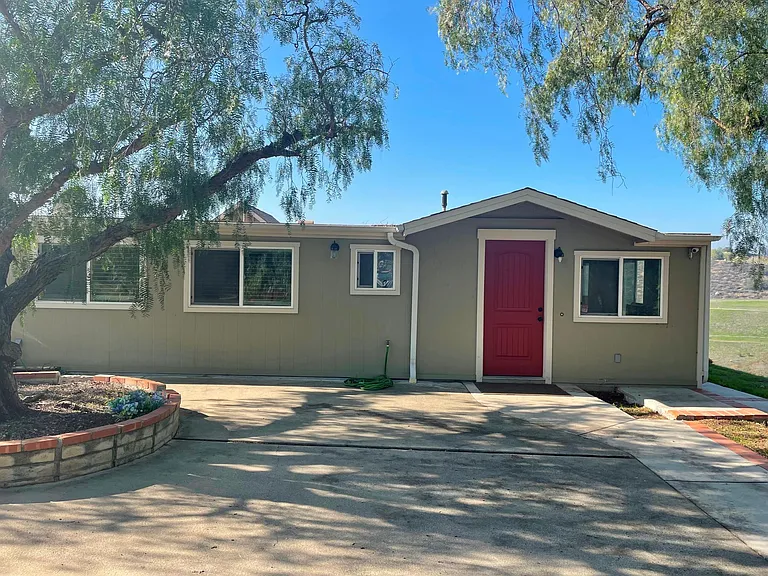 13573 Millards Ranch Ln — Photo 2