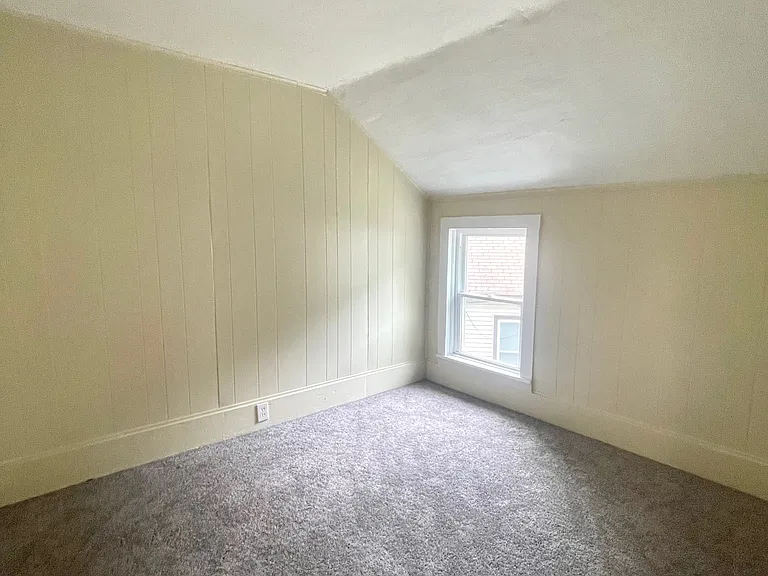 8 1/2 Park St #3 — Photo 4